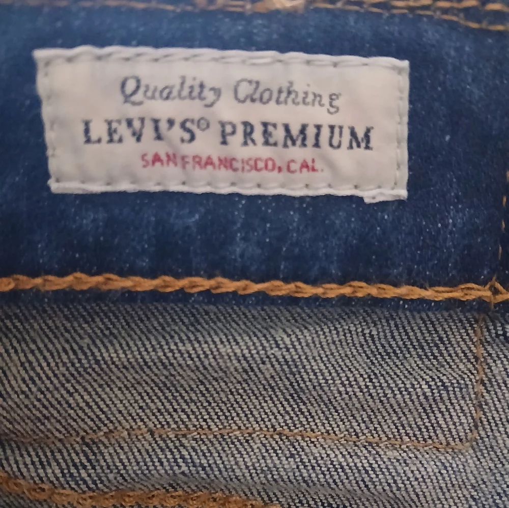 Levi's 541 Men's Size 36×30 Blue Denim Jeans